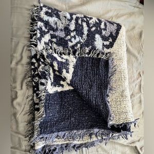 Wilfred blanket scarf